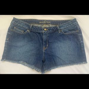Michael Kors Womens Denim Blue jean Shorts Fray leg Size 10
